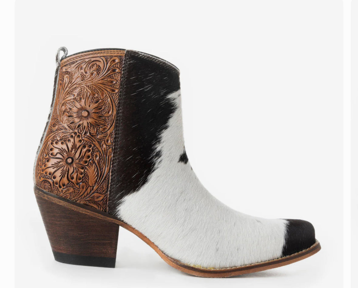 mayr Laramie plains hair-on & hand-tooled boots