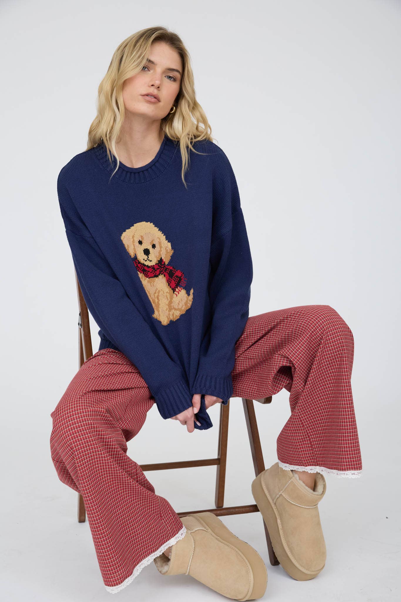 PUPPY CREW NECK RELAXED SWEATER: NAVY
