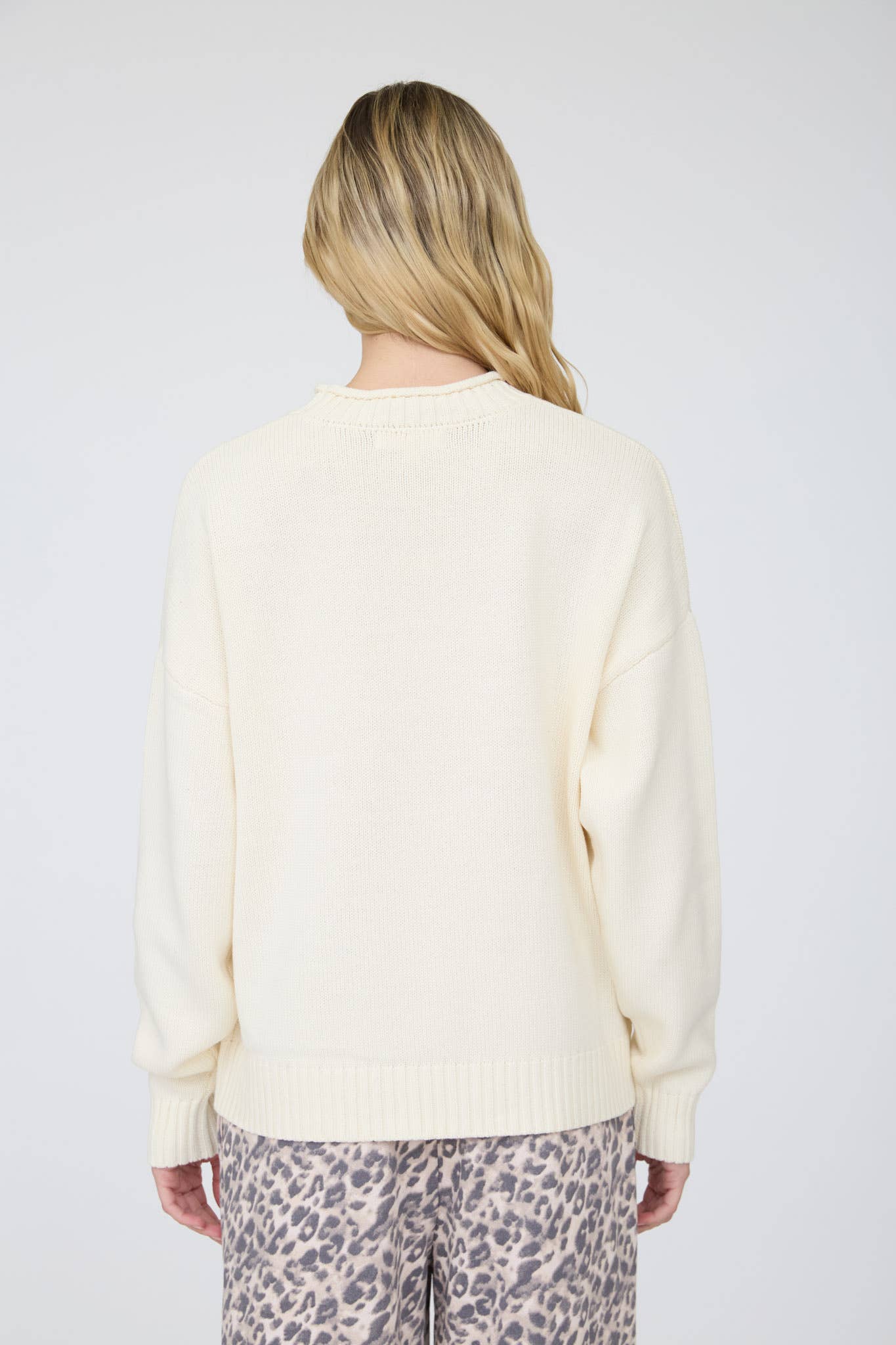 PUPPY CREW NECK RELAXED SWEATER: NAVY