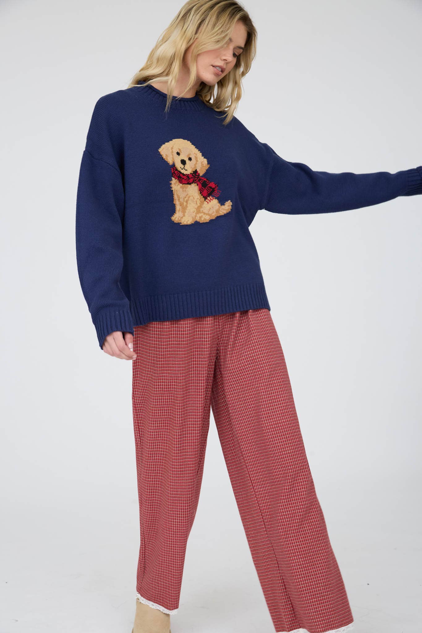 PUPPY CREW NECK RELAXED SWEATER: NAVY