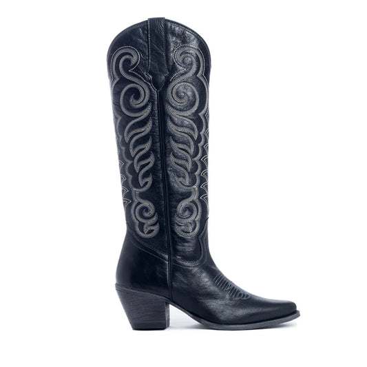 Myra nalejadra boots