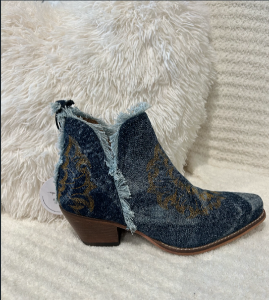 Myra Trail Runner Denim  blue boots