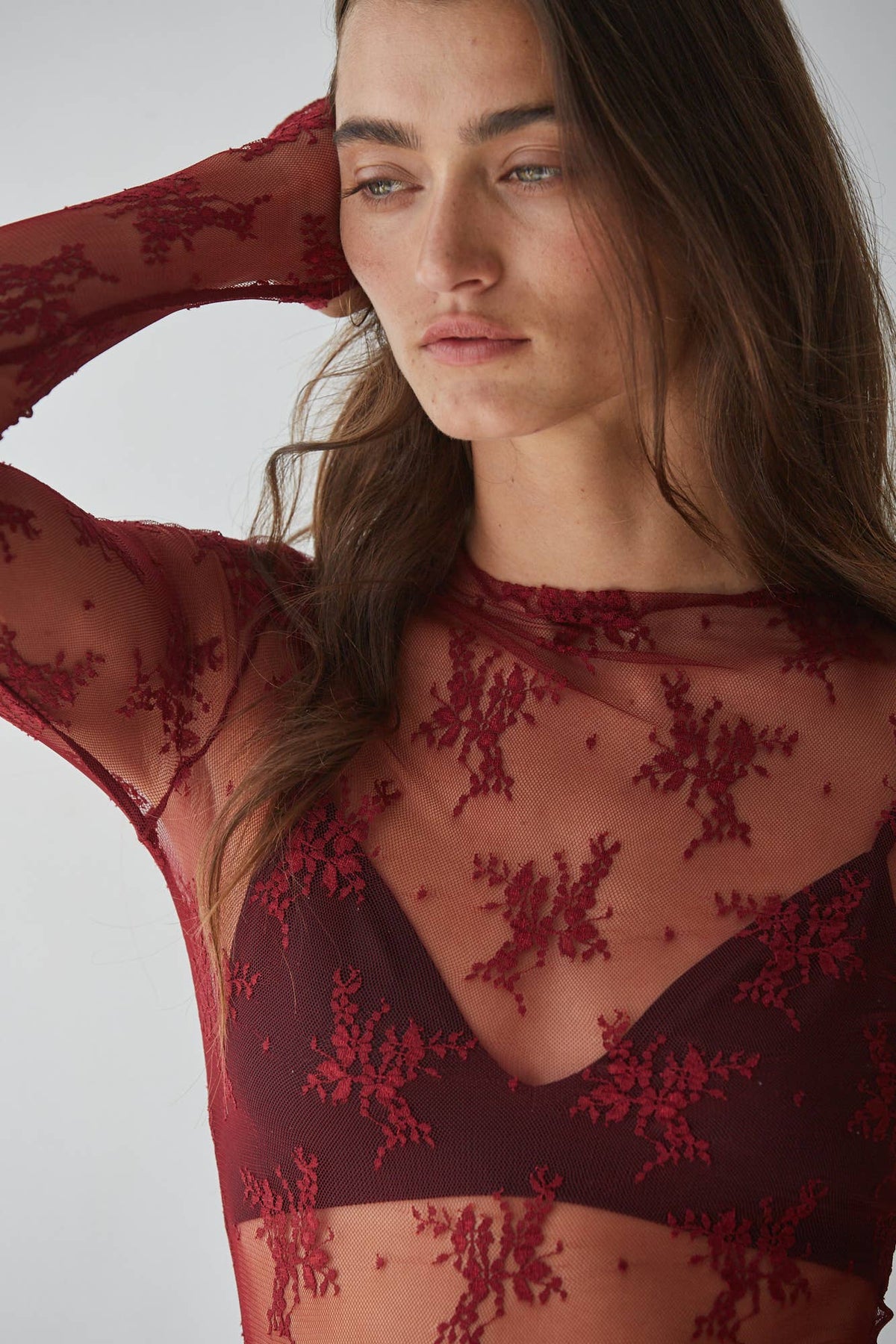 Knit Jacquard Lace Long Sleeve Mock Neck Top: Wine / L