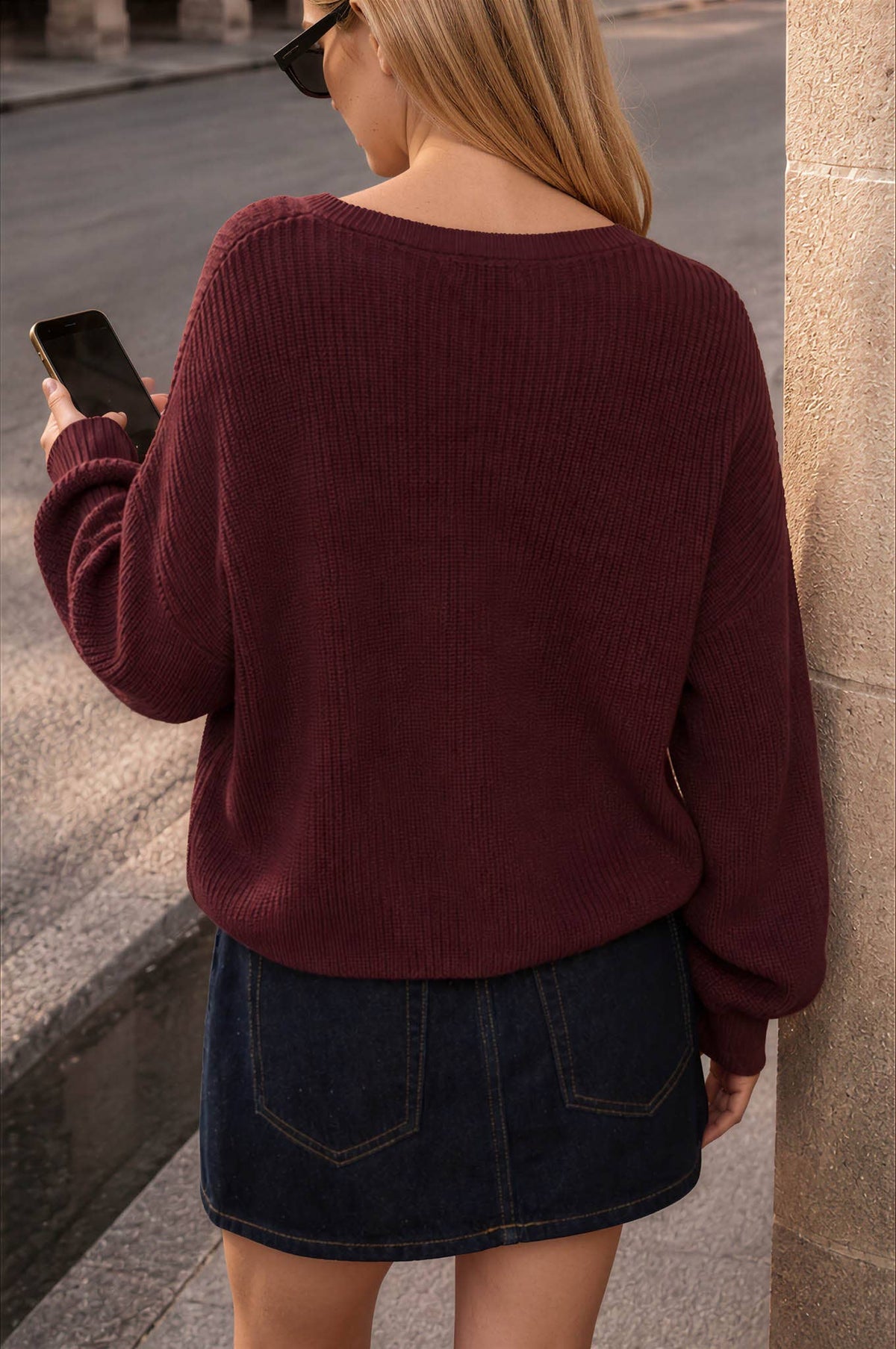 RAW EDGE CROPPED LONG SLEEVE KNIT SWEATER: BURGUNDY